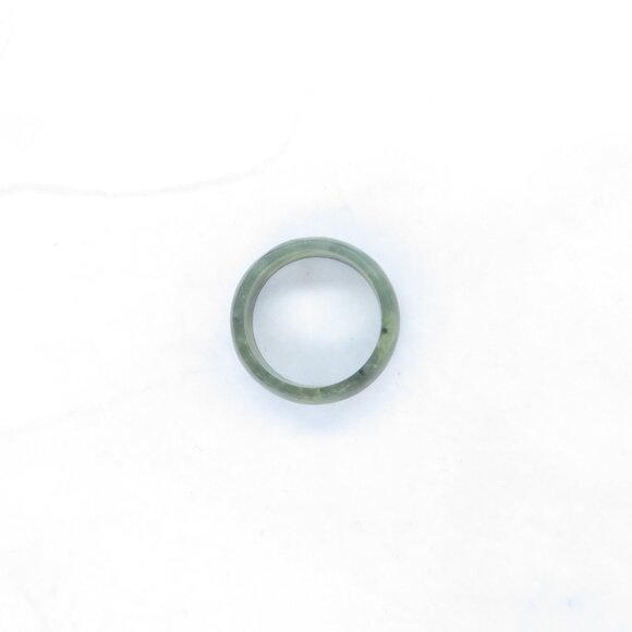 Jade Ring Band - Picture 6 of 7
